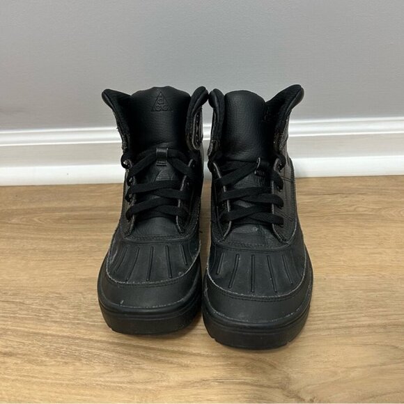 Nike Youth Black Woodside 2 High ACG Boots Ankle Performance Shoes Boys 5.5 - Picture 2 of 8